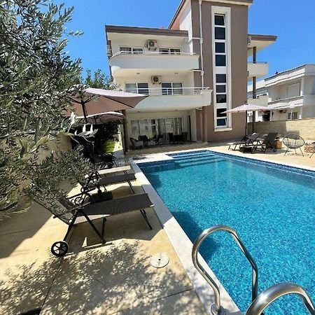 Apartments Harris Ulcinj Exteriör bild