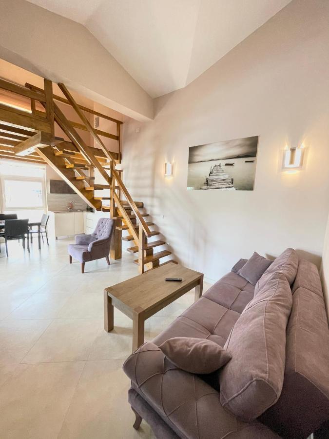 Apartments Harris Ulcinj Exteriör bild