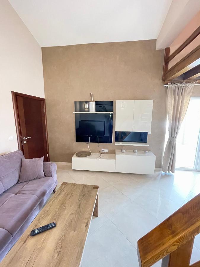 Apartments Harris Ulcinj Exteriör bild
